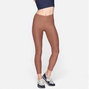 Outdoor Voices 3/4 Warmup Legging - size small